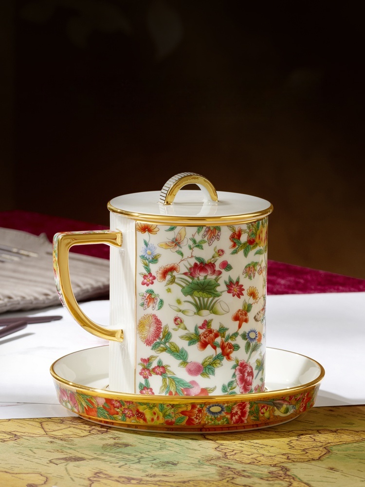 Guangcai Legacy 3-Piece Cup Set 430ml white embossed, complete set on red velvet tabletop with dark background